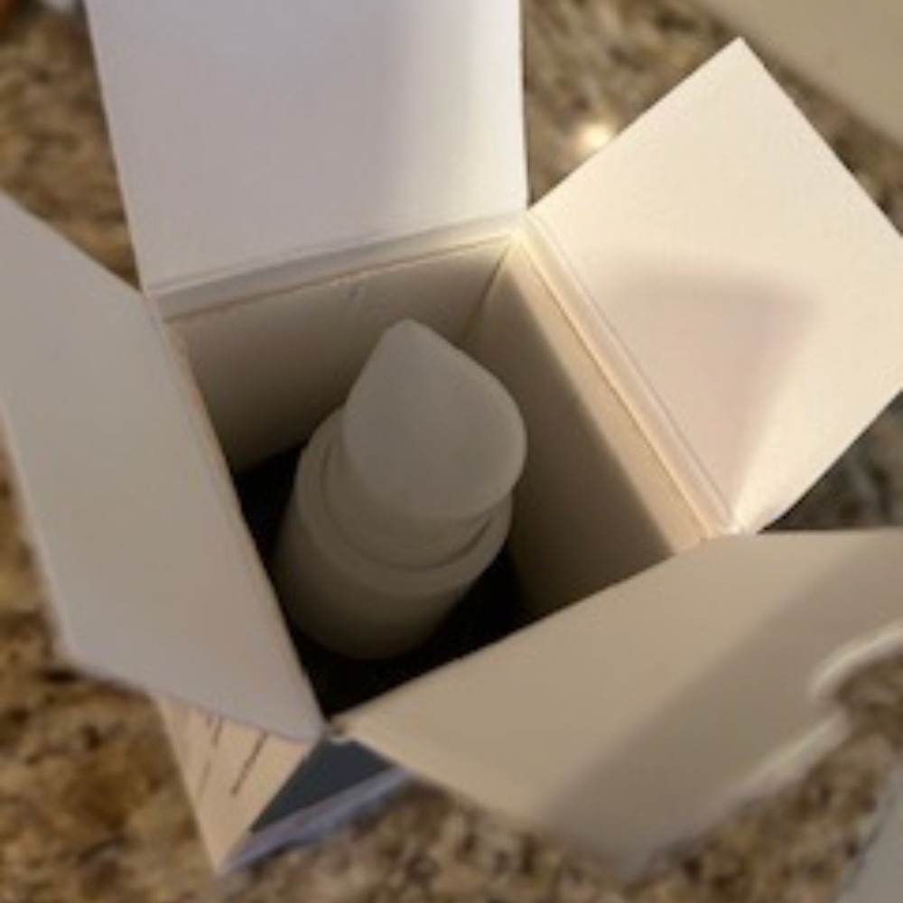 Indie Lee Purifying Face Wash *NEW* - Picture 7 of 9